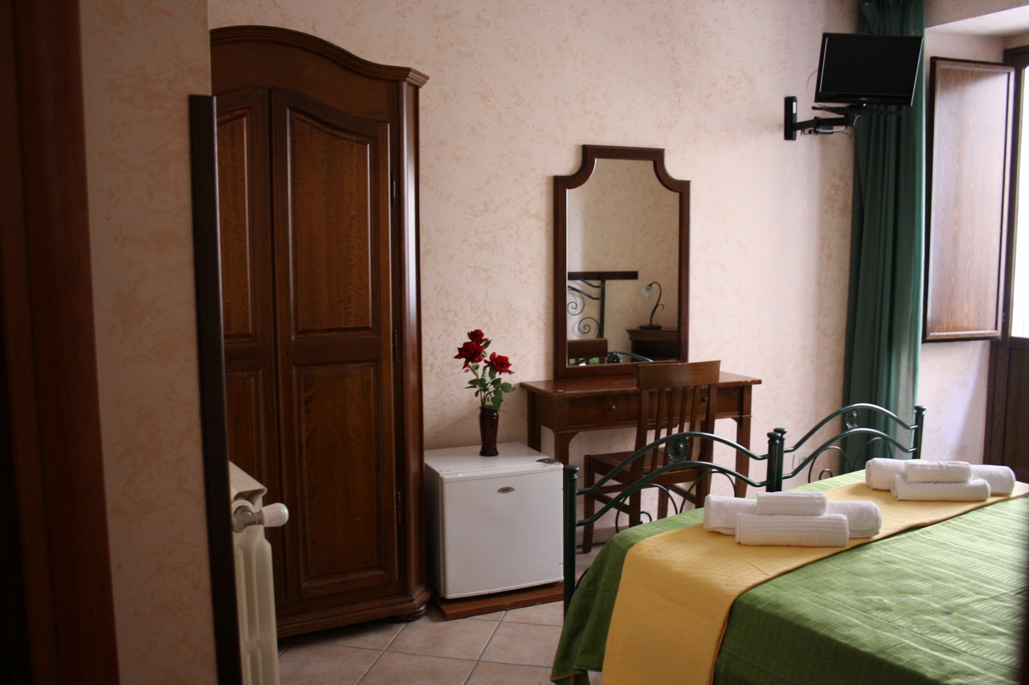 Cityguesthouse קטנזארו מראה חיצוני תמונה